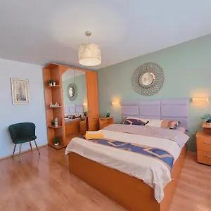 Old Town Apartment