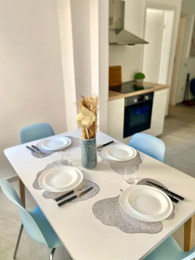 Sapphire Apartment In The Center Of Bucharest