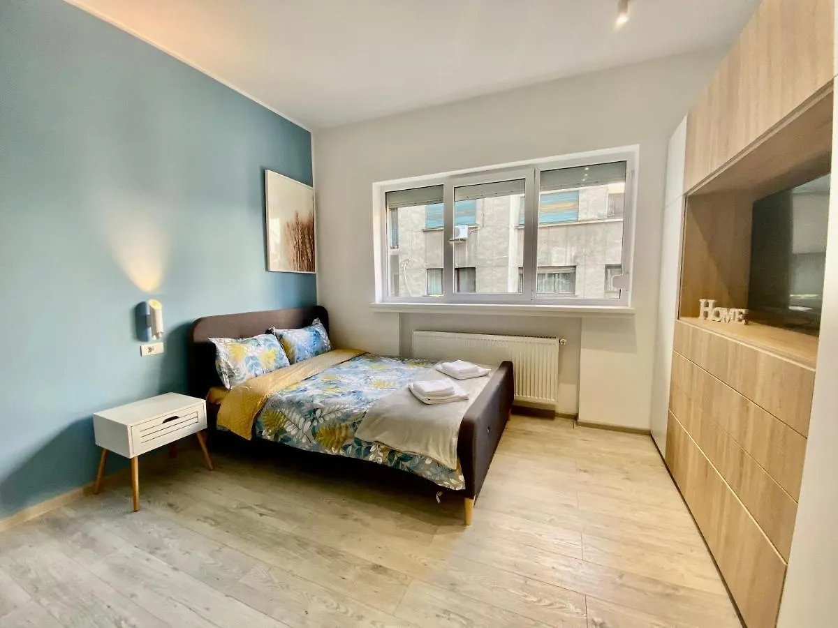 Sapphire Apartment In The Center Of Bucharest Romania